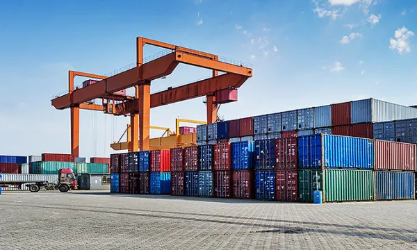 container-puerto-mercanciashut-1509241871.jpg