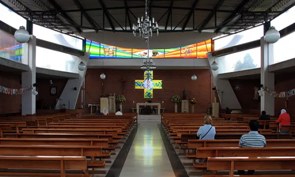 iglesia-templo-orar-01jose-patino-1509241862.jpg