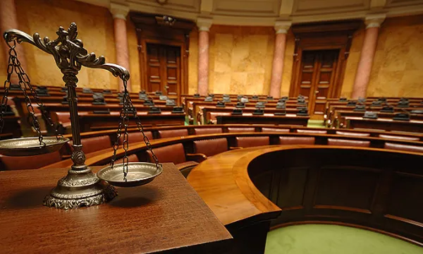 justicia-derecho-audiencia2big-1509242240.jpg