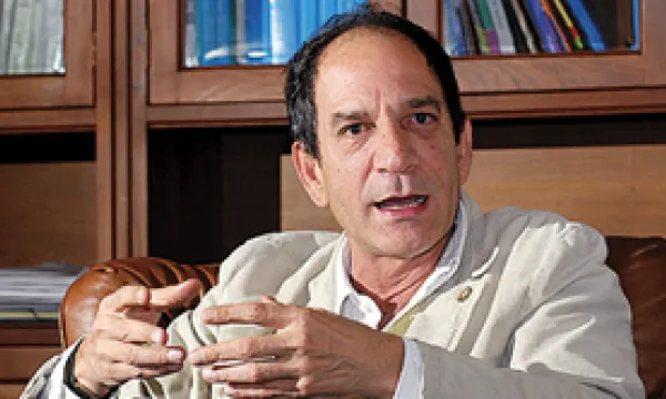 medi-110314-10-juancarloshenaoexternagra-1509244334.jpg