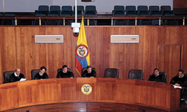 medi-110908-02-academia-1509244213.jpg