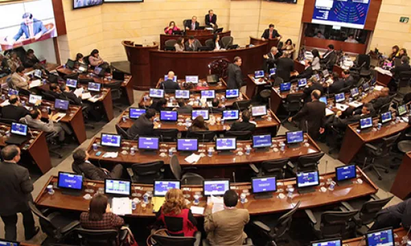 medi-150828plenariasenadomininterior-1509242598.jpg