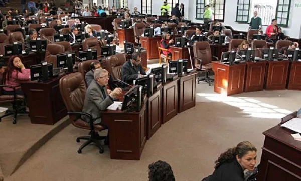medi-150914concejodebogota20et-1509242575.jpg