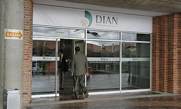 medi-150915dianhp-1509242574.jpg