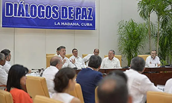 medi-150924-01dialogos3pre-1509242556.jpg