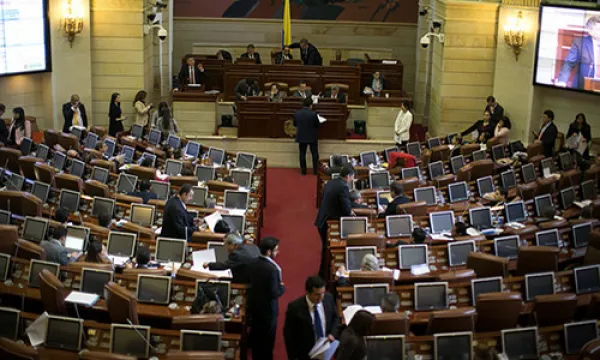 medi-150924presupuestominhacienda-1509242551.jpg