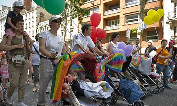 medi-152606gayshut-1509242702.jpg