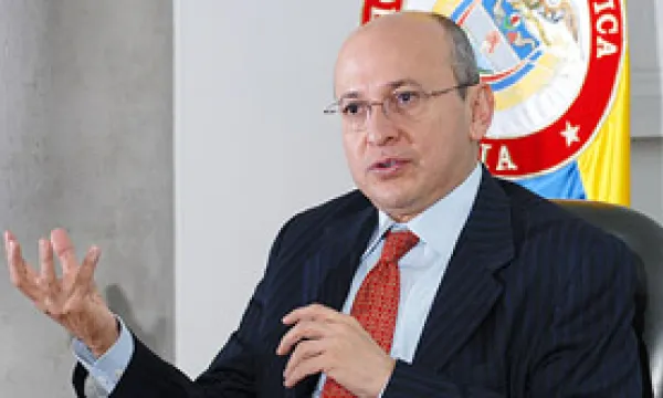 medi120507invitado1-1509244046.jpg