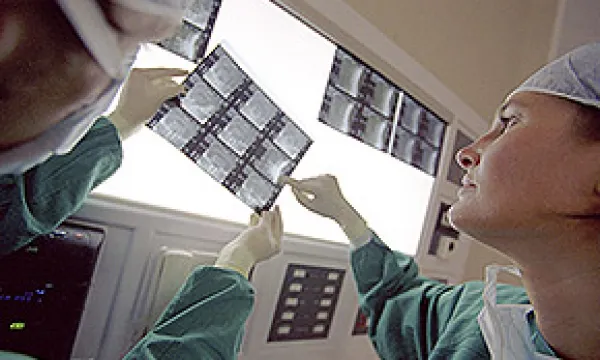 medi130117medicos1-1509243789.jpg