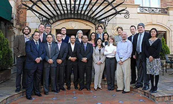 medi130227academia1-1509243743.jpg