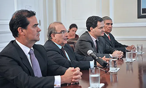 medi130506dialogos1-1509243696.jpg