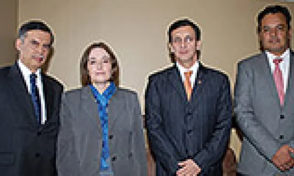 medi130624social1-1-1509243658.jpg