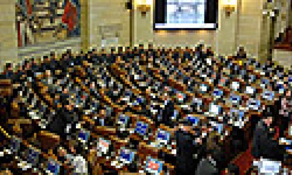 medi140312congresistas-1509243356.jpg