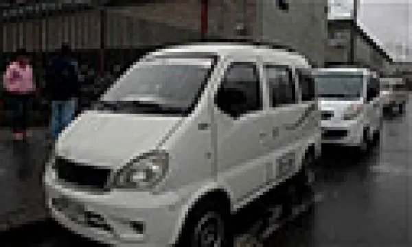 medi141607carrosblancos2-1509243171.jpg