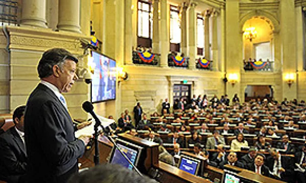 medi141807santos-congreso1-1509243169.jpg