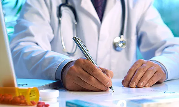 medi150704consultamedica220shutjpg-1509242810.jpg