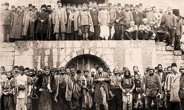 medi152005genocidio20armenio-1509242758.jpg