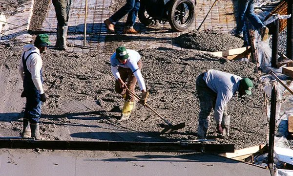 obraspublicas-trabajadores-arreglos1think-1509242280.jpg