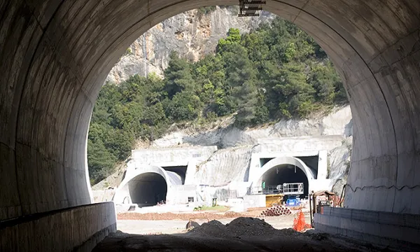 obraspublicas-tunel-contratacionshut-1509242079.jpg