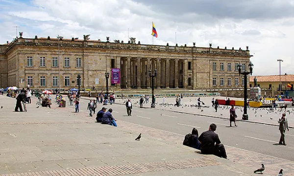 palaciodenarino-bogota-congreso2shut-1509242218.jpg