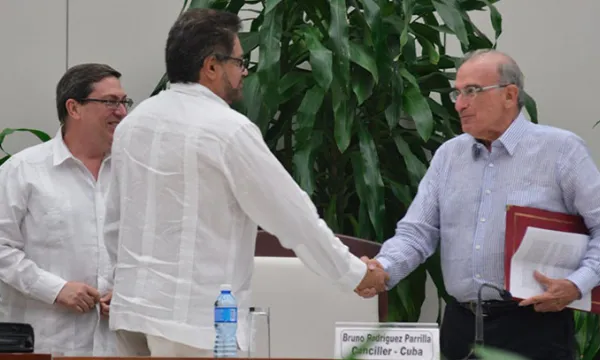 paz-conversaciones-acuerdopresidencia-1509241957.jpg