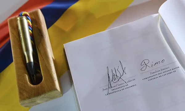 paz-farc-santospresidencia2011-1509242029.jpg