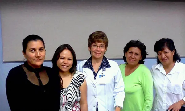 profesores-educacio-cesantiasmineducacion-1509241734.jpg