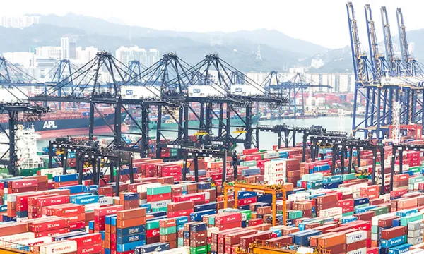 puerto-comercio-containersbig-1509241705.jpg