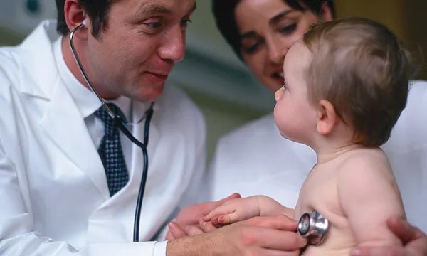 salud-consulta-medicothink-1509241933.jpg