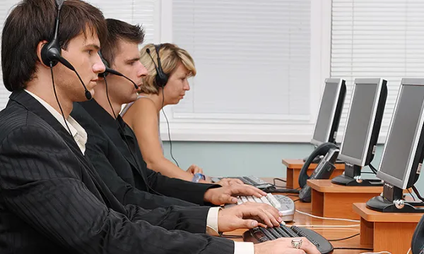 servicioalcliente-callcenter-atencionbig-1509242127.jpg