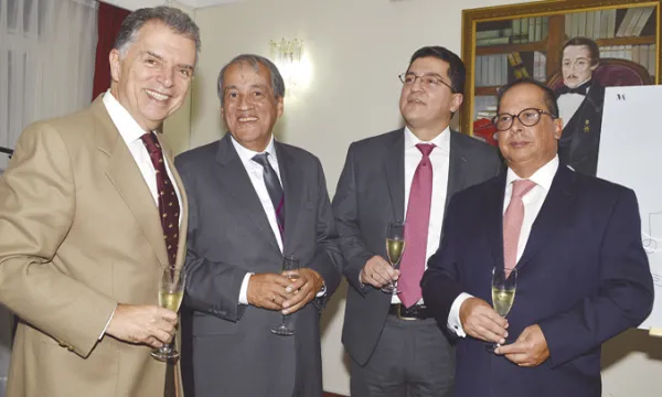 sociales-140917-01humbertopinto-1509241636.jpg