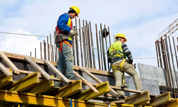 obra-trabajadores-seguridadfreepik.jpg