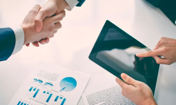 tabletas-firma-negociosfreepik.jpg