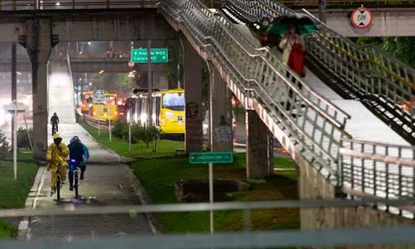 toque-queda-peatonalbogota.jpg