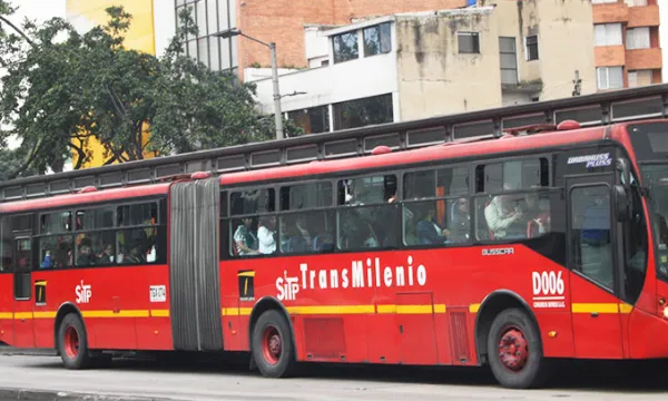 transporte-transmilenio-troncaljuanrivadeneira_2.jpg