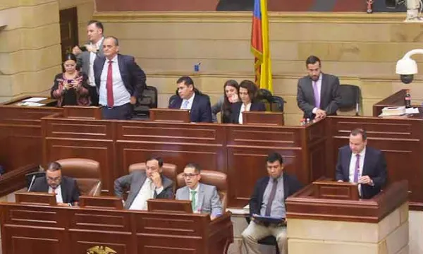 tribunal-01.jpg