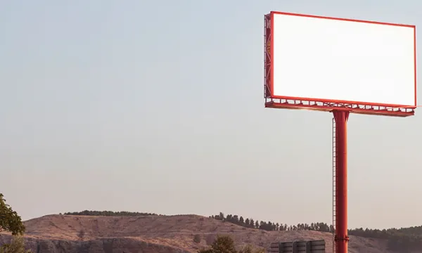 vallas-publicidad-avisofreepik.jpg