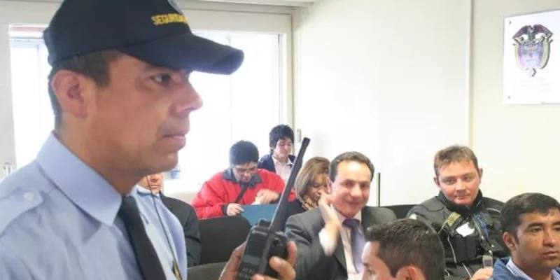 Armas que adquiere una empresa de seguridad pueden ser reconocidas como propiedad, planta y equipo (Supervigilancia)