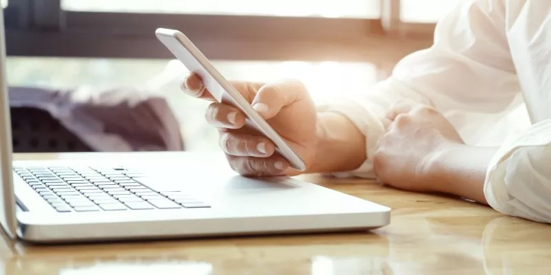 Apertura, cierre o traslado de oficinas de las entidades financieras se puede informar a través de redes sociales (Freepik)