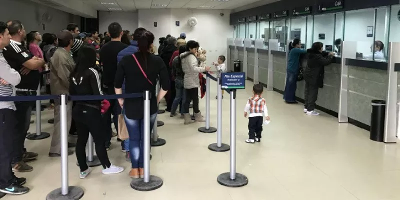 pago-de-impuestos-en-banco(gov).jpg
