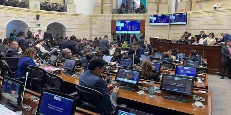 Plenaria del Senado aprueba reforma al Código Electoral, en segundo debate (TW Senado)