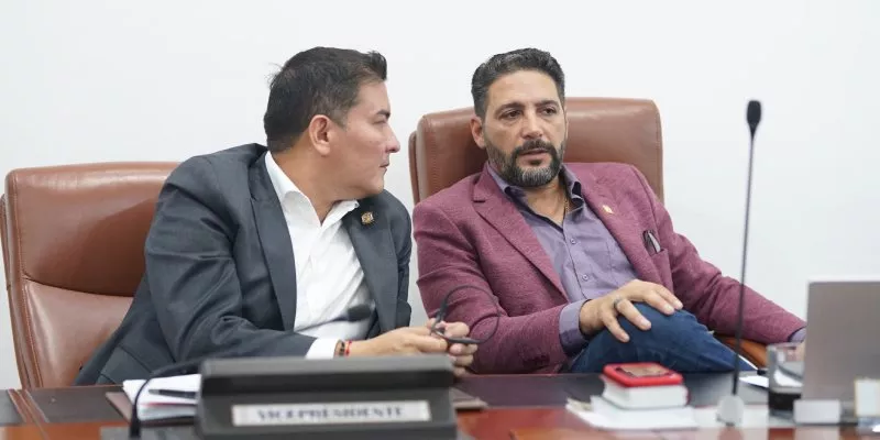 debate_uno_com_vii_ref_salud_23(tw_camara)