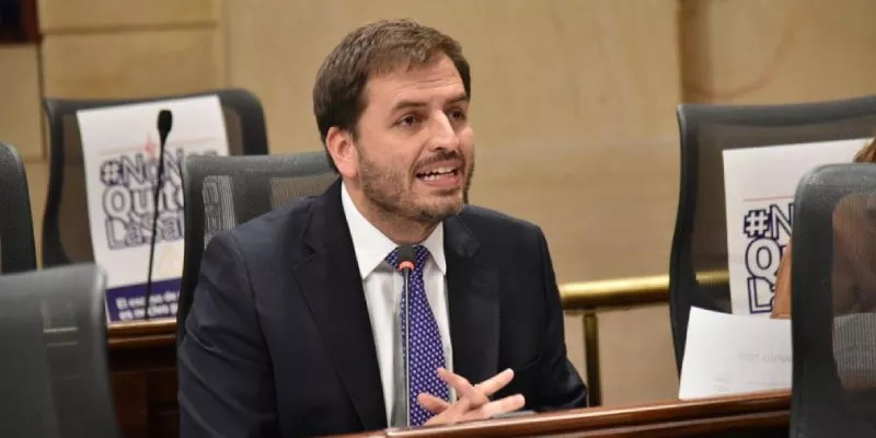 forero_andres_eliptico_23(camara_prensa)