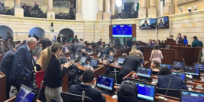 plenaria-senado-reduccion-salarios-23 (senado)