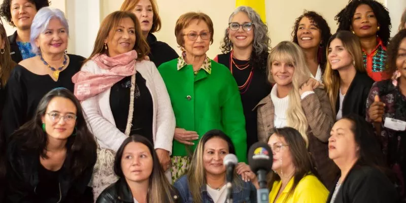 radicacion-estatuto-mujer-23(jahel-quiroga)