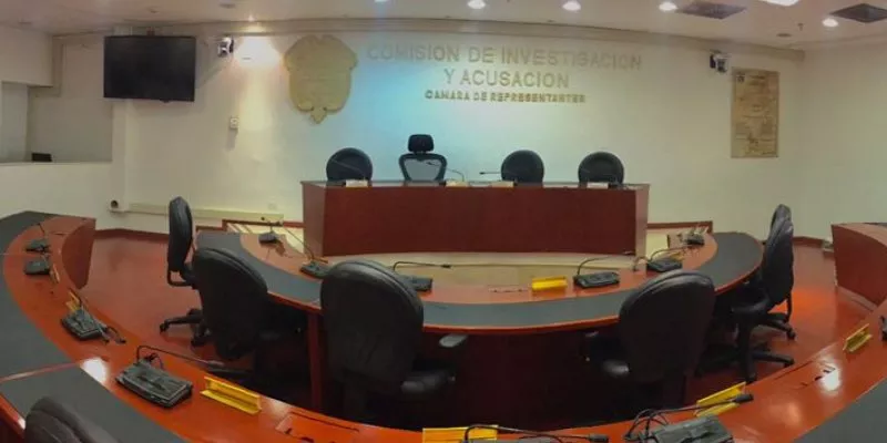 salon-com-acusaciones-23 (camara)