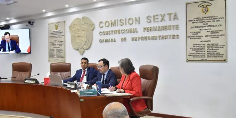 com-sexta-cielos-abiertos-aprobado-23(camara)