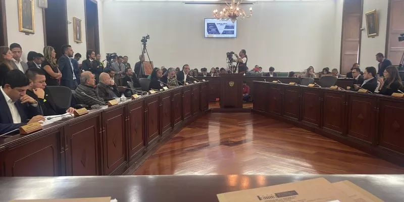 discusion-mesada-14-com1-senado(senado)
