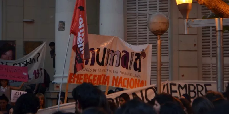 marcha-mujeres (rawpixel)