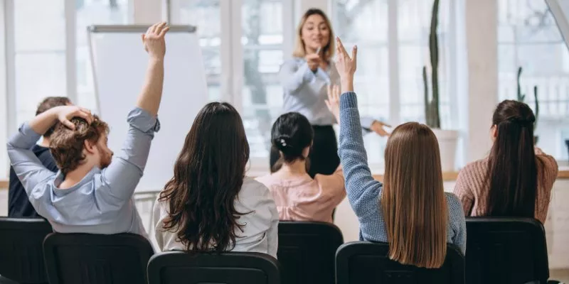 Mineducación fija el cronograma para el proceso de traslados de docentes estatales (Freepik)